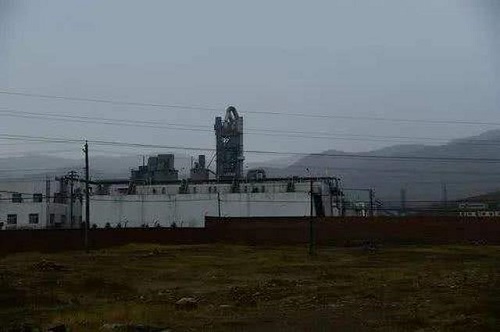 今天上午，內(nèi)蒙古一家化工企業(yè)發(fā)生事故，致3死1傷